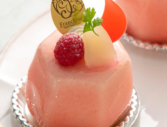 優しく甘 いピンクの宝石 7月のマンスリーケーキは モルガナイト フランシーズ 堺市中区 さかにゅー