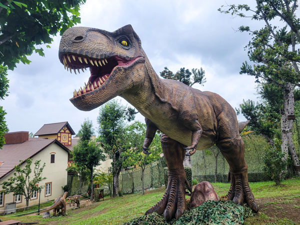 【イベント】8mのティラノサウルス!? 『恐竜アドベンチャーフォレスト』が開催中！＠ハーベストの丘