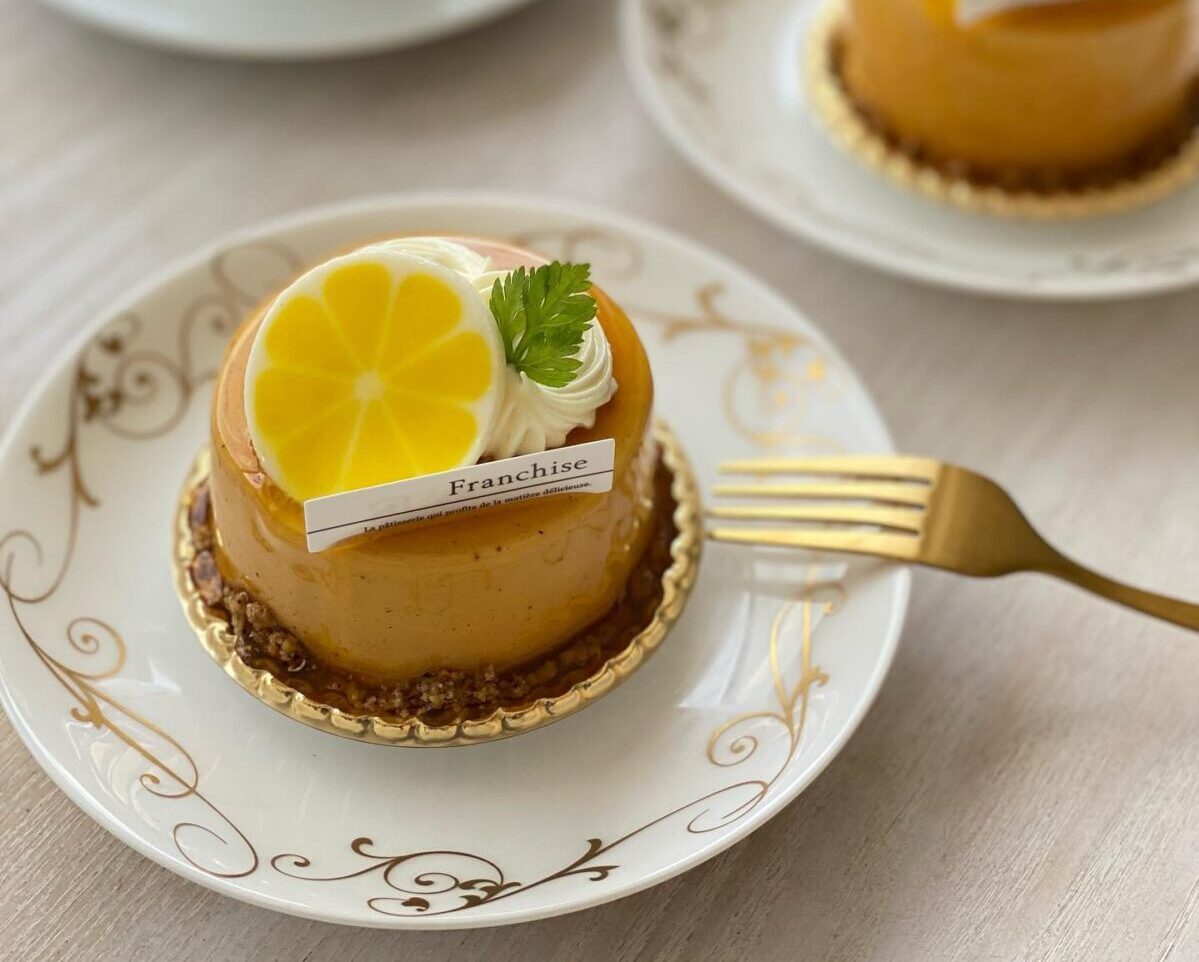 9月の限定ケーキは香り高い紅茶と爽やかなレモンの上品な味わい＠堺市中区の人気スイーツ店「花とお菓子の工房フランシーズ」：
